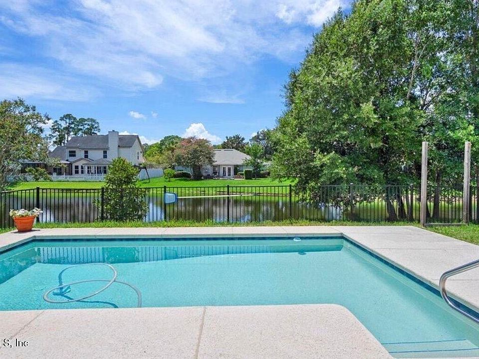 1st image of 10334 Triple Crown Ave