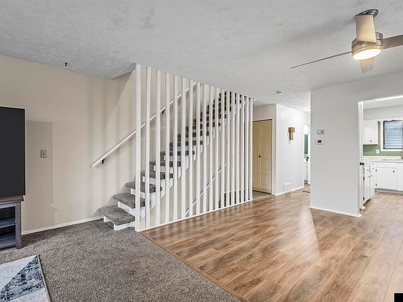 5th image of 7603 S 88th St