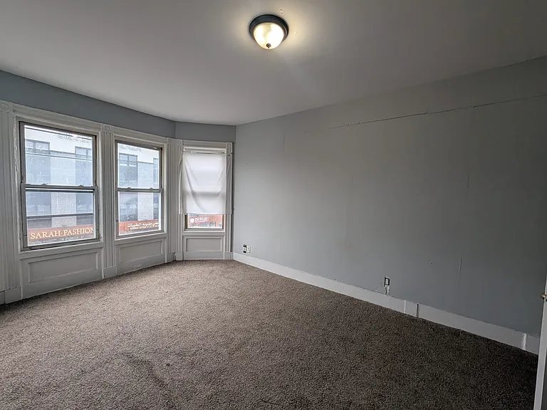 866 Main St #2 — Photo 6