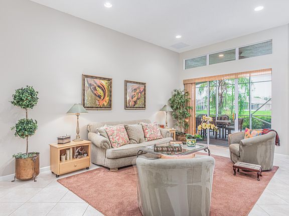 5th image of 373 NW Shoreview Dr