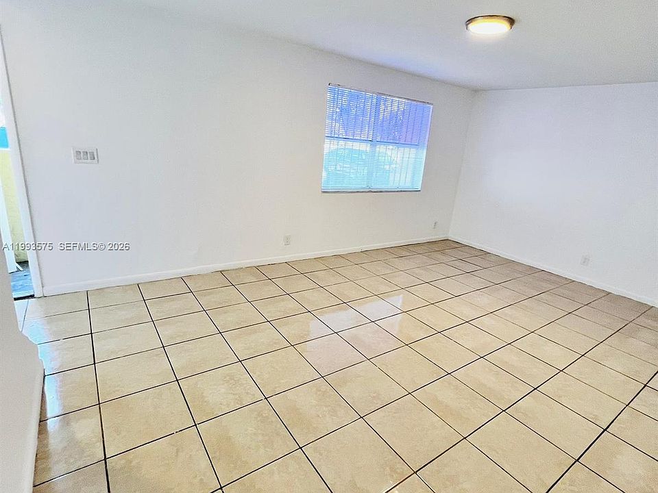 1st image of 5721 Blueberry Ct #125
