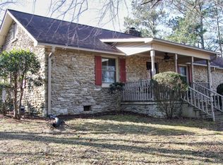 1110 Skyline Dr, Fayetteville, TN 37334