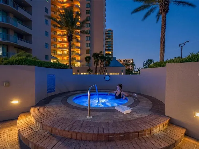 1560 Gulf Blvd #304 — Photo 33