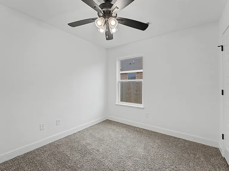 5377 Clear Springs Ave — Photo 19