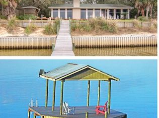 2410 W Bayshore Rd, Gulf Breeze, FL 32563