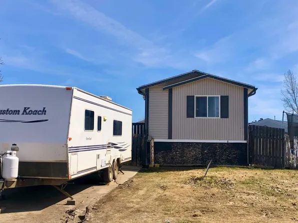 3 W Dewberry Rd, High Level, AB T0H 1Z0