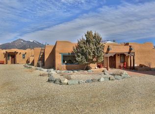 31 Rock Garden Gully Rd, El Prado, NM 87529