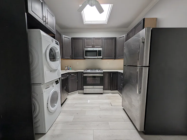 33-17 30th Ave #2F — Photo 5