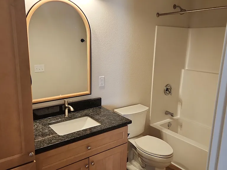 5981-5983 Hanson Ct — Photo 11