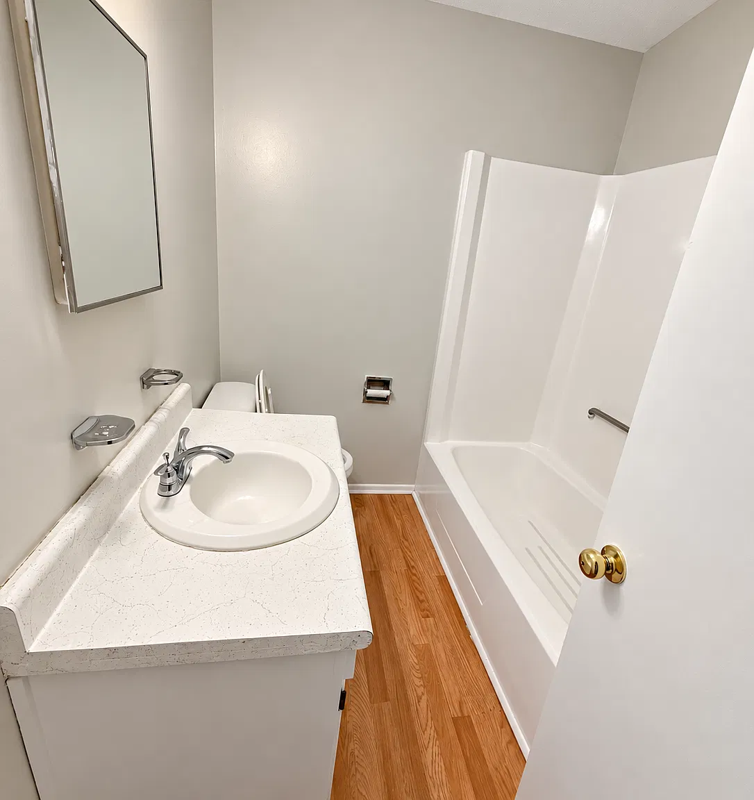 605 Culbreth Avenue - E — Photo 3