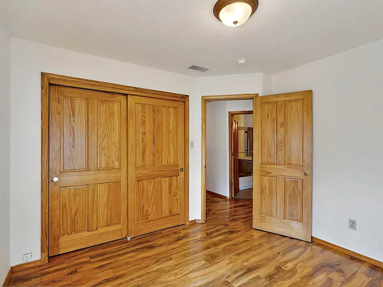 10540 Portofino Dr NW — Photo 14