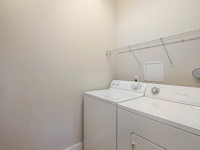 917 Homewood Dr #1 — Photo 14
