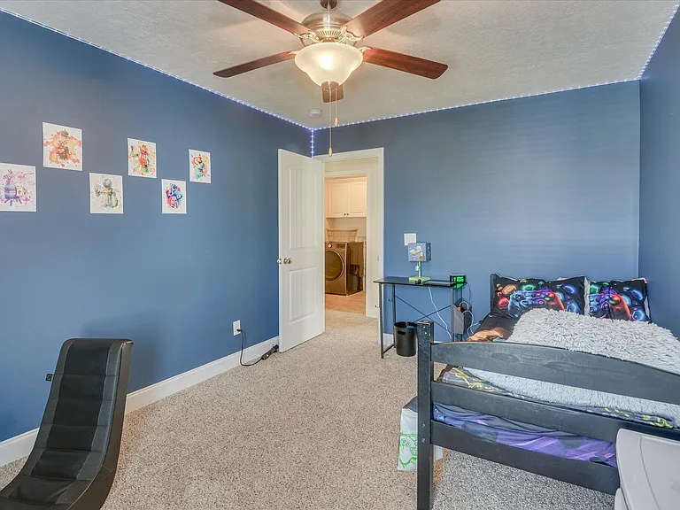 2507 Kari Ln — Photo 22