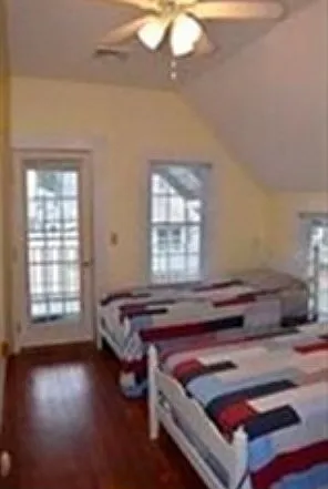 8 Myrtle St #1 — Photo 6