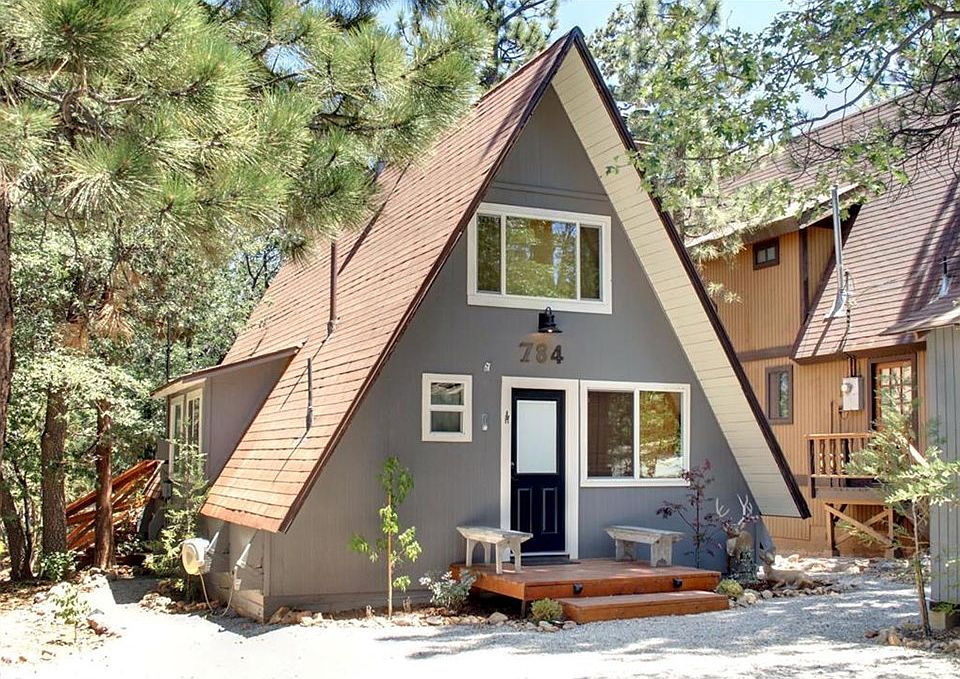 1st image of 784 Vista Ave