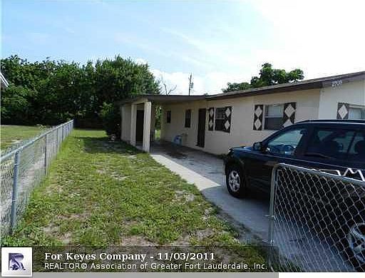 2nd image of 2709 Avenue Q