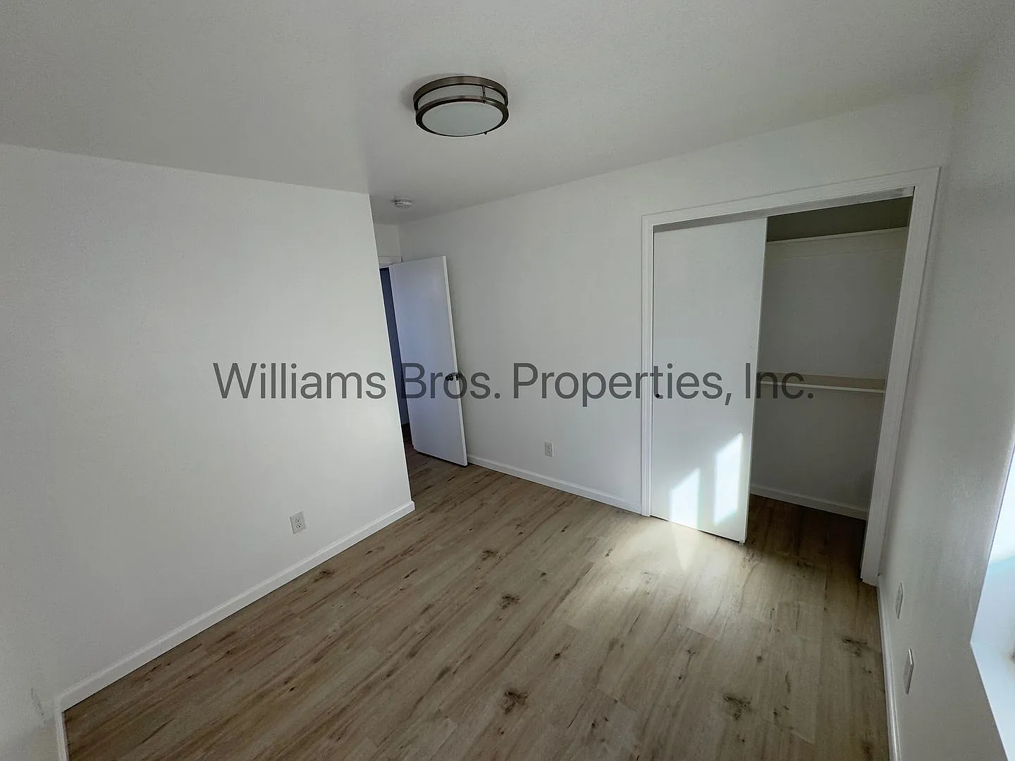 1649 N. Western #A — Photo 3