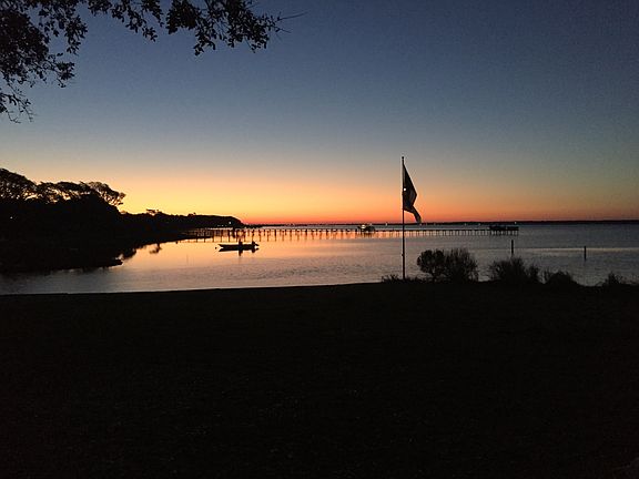 4th image of 129 Gull Harbor Dr