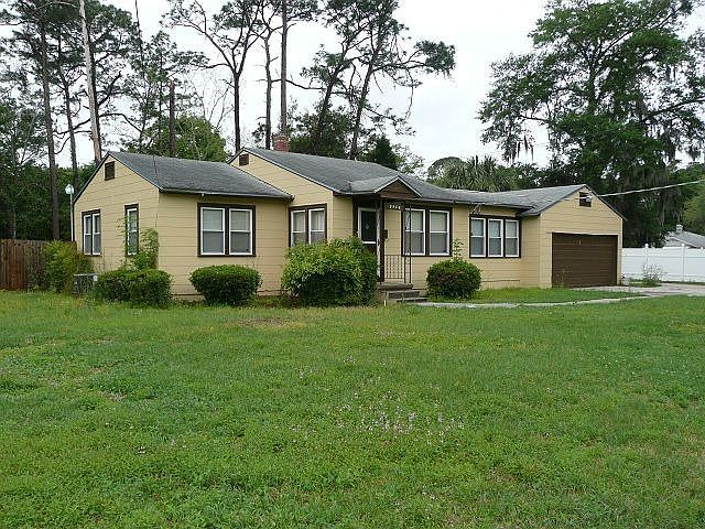 1st image of 9506 Carbondale Dr W
