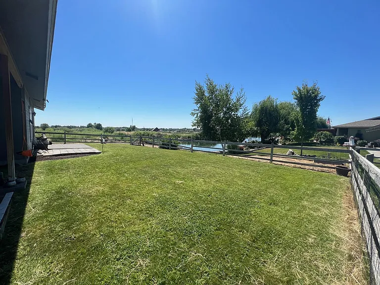9002 Vialago Pkwy — Photo 14