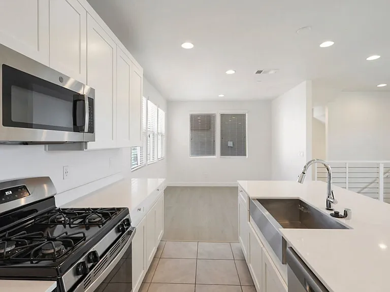 11604 Kindle Corner Ave — Photo 21