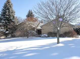 6761 Arlington Dr, West Bloomfield, MI