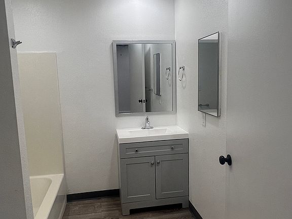 3rd image of 635 C St #204