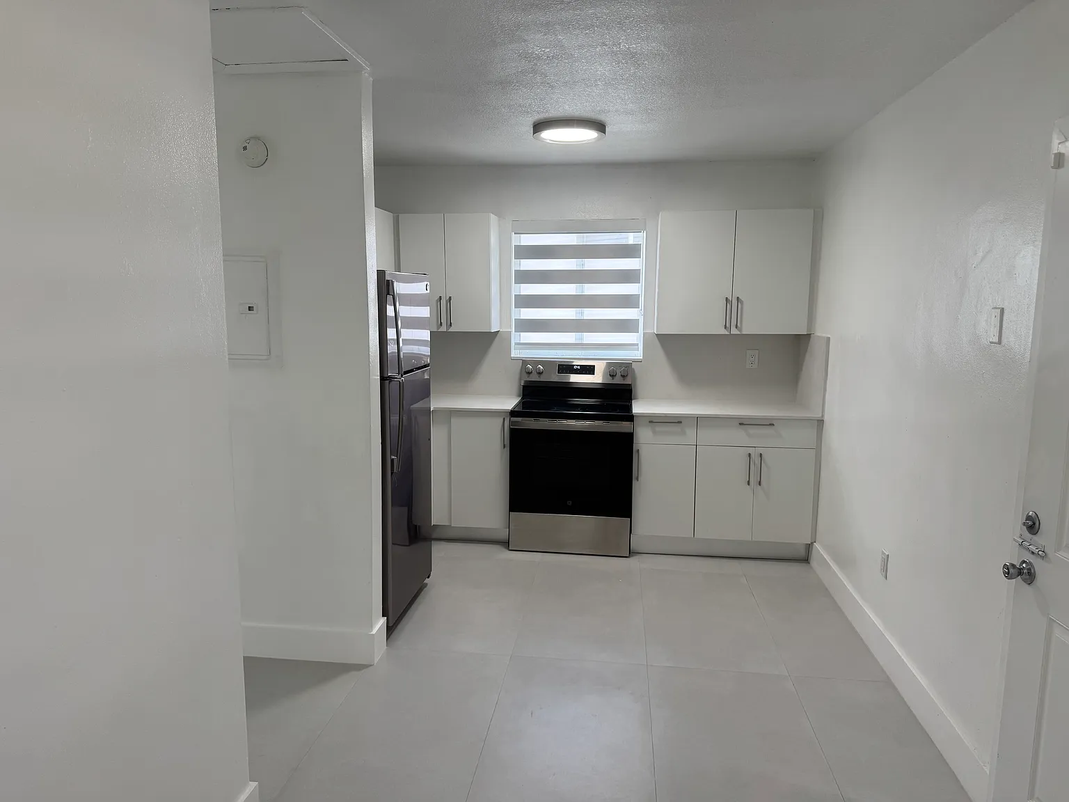 1 bed, 720 sqft, $1,800 — Photo 1