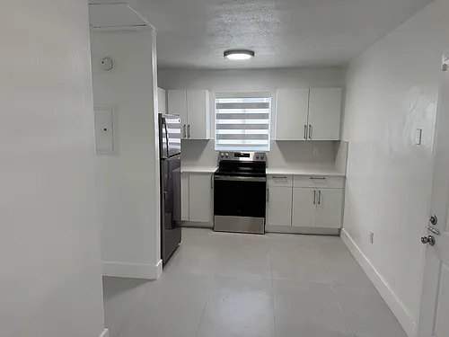 3190 NW 21st Ave #5 Photo 1
