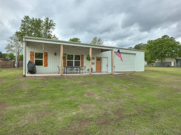 44 Hickory Stick Ln, Eufaula, OK 74432