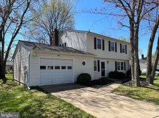 10705 Cedarwood Dr, Waldorf, MD