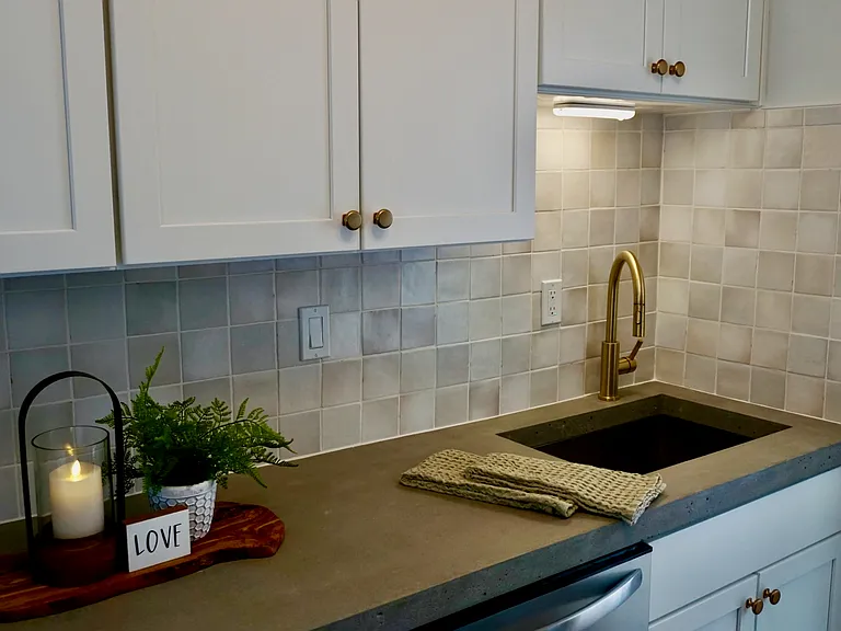 804 Oak St — Photo 4