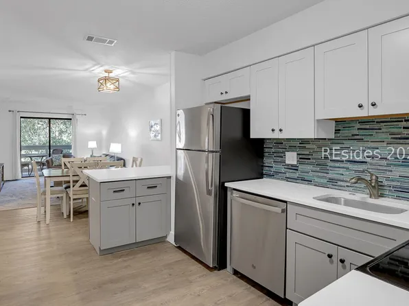 45 Folly Field Rd APT 13L, Hilton Head Island, SC 29928