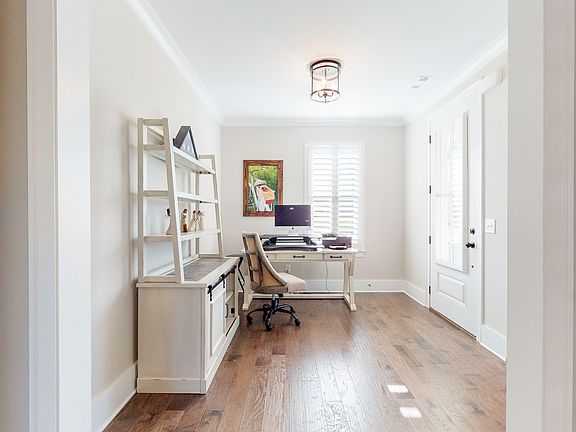 5th image of 2061 Hornsby Dr