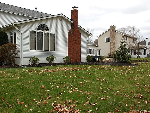 4th image of 10470 Barchester Dr