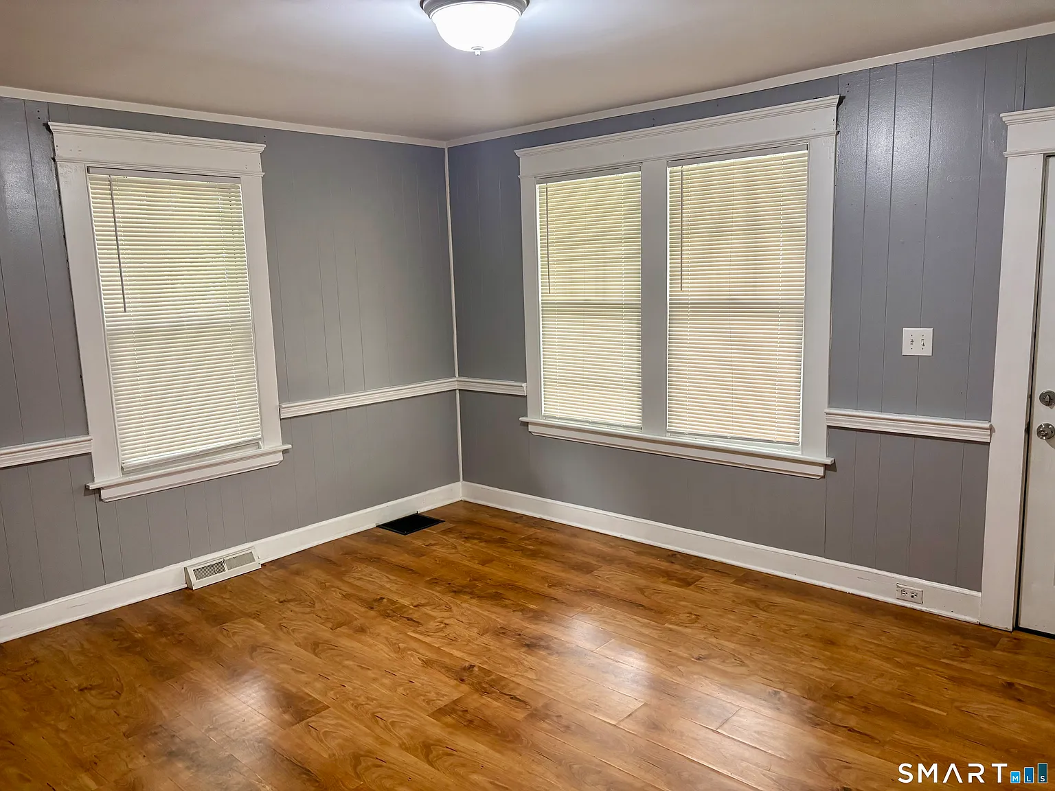 4 bed, 1.5 bath, 1092 sqft, $2,400 — Photo 3
