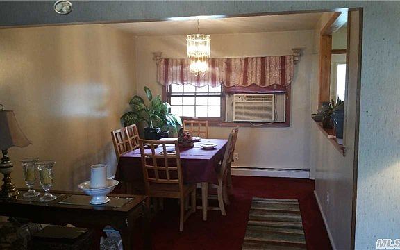 3rd image of 18 Russell Ct