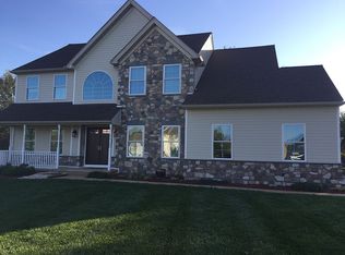7 Iona Ct, Bear, DE 19701