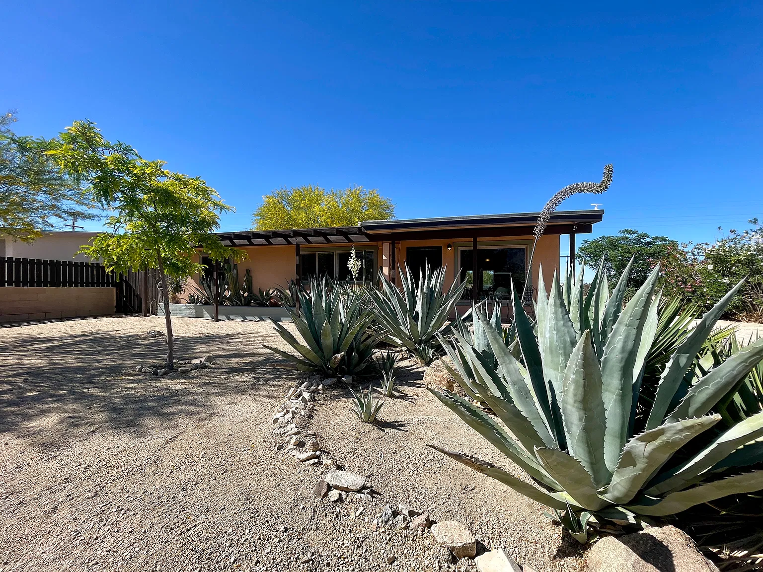 71500 Juanita Dr — Photo 2