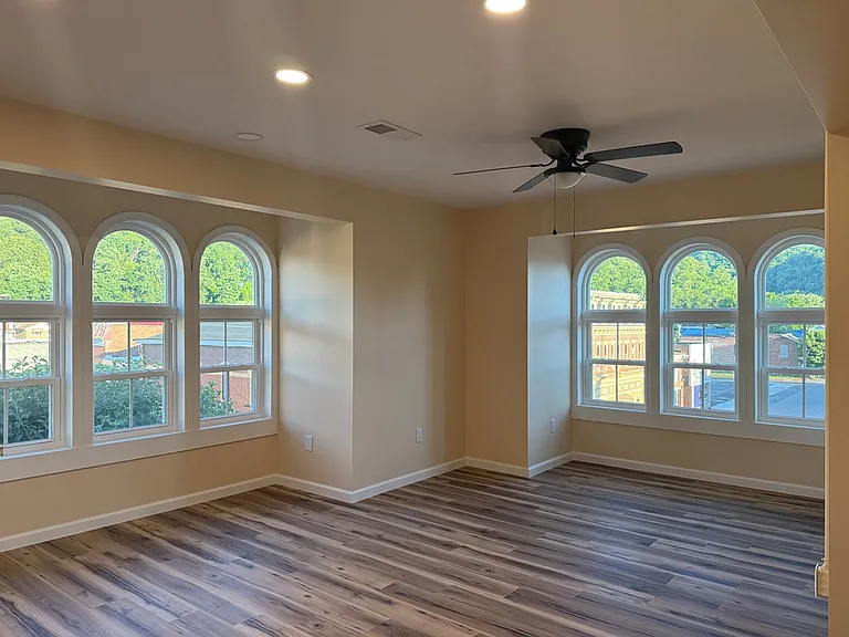 701 Charles St #B — Photo 3