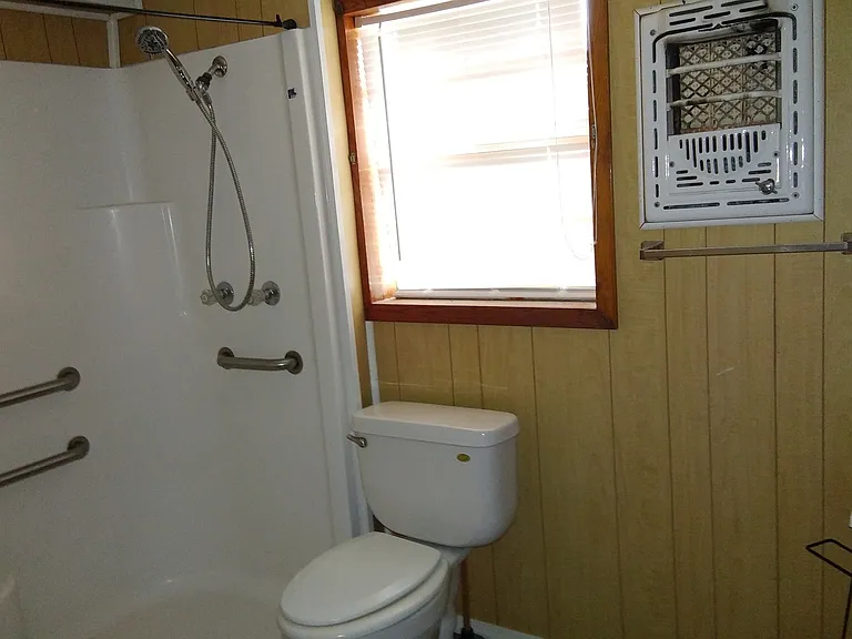 179 Edwin Nichols Rd — Photo 7