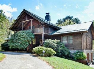 389A Chunns Cove Rd, Asheville, NC 28805