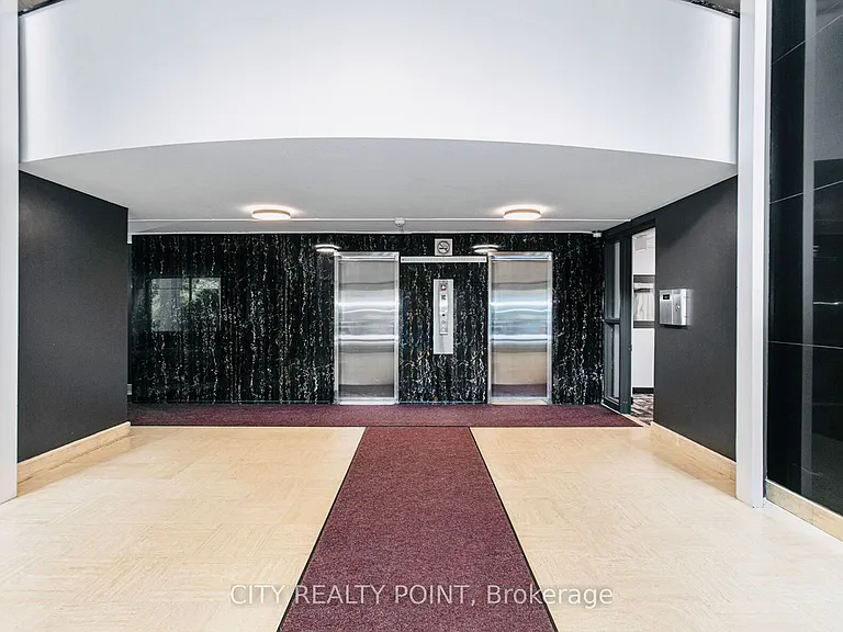 10 Shallmar Blvd #510 — Photo 13