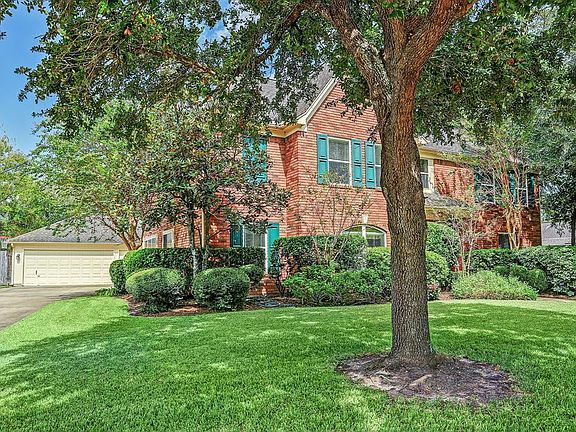 2nd image of 15407 Park Estates Ln