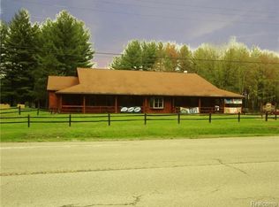 8826 Gratiot Ave, Columbus, MI