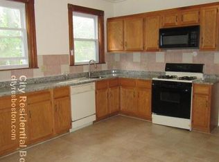 249 Walnut St #2, Brookline, MA 02445