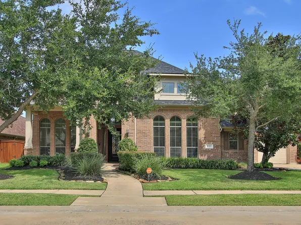 9110 Amistad Lake Cir, Cypress, TX 77433