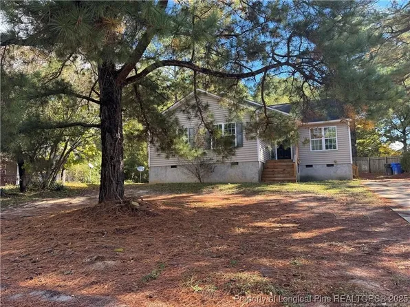 836 Durwood Dr, Fayetteville, NC 28311