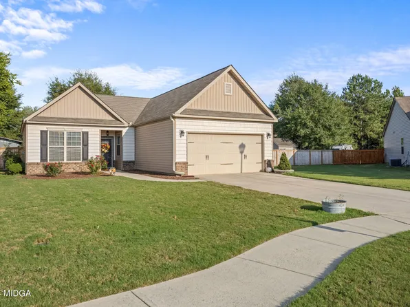 137 Abelia Ln, Byron, GA 31008