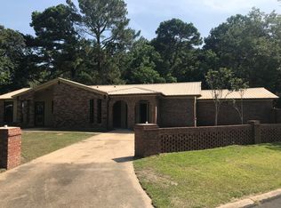 1800 C W Webb Rd, Gautier, MS 39553